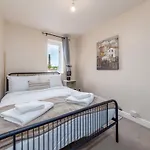 Suites By Rehoboth - 23 Thames View - Upper - Woolwich